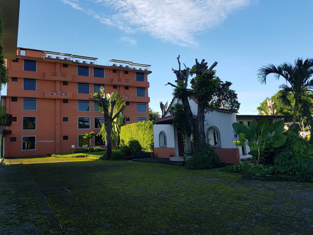 Gran Hotel De Lago - Lago Agrio Nueva Loja Dış mekan fotoğraf