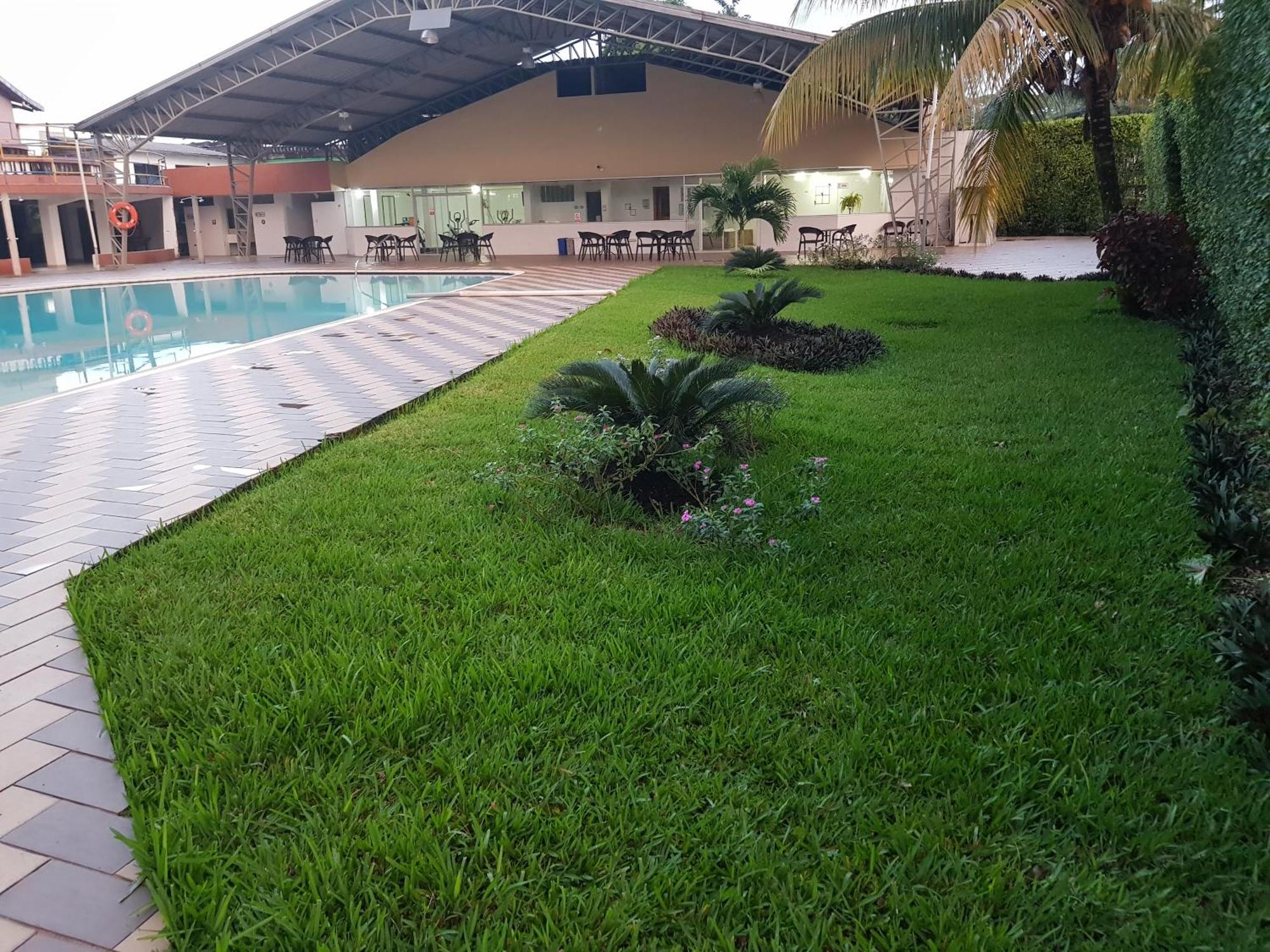 Gran Hotel De Lago - Lago Agrio Nueva Loja Dış mekan fotoğraf